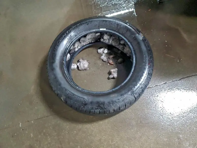 2010 HYUNDAI SANTA FE SE  