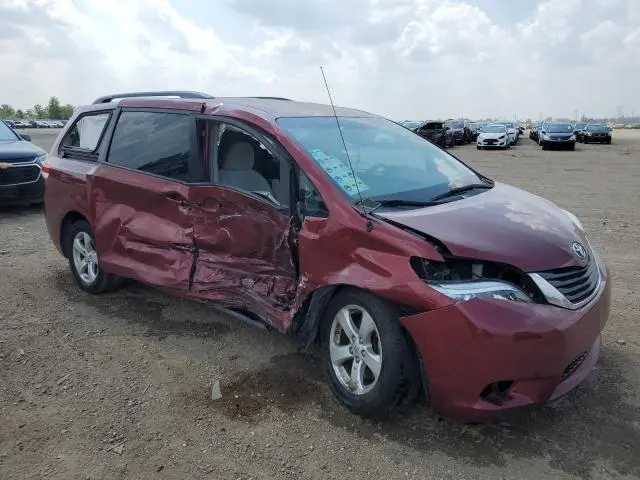 2011 TOYOTA SIENNA LE  