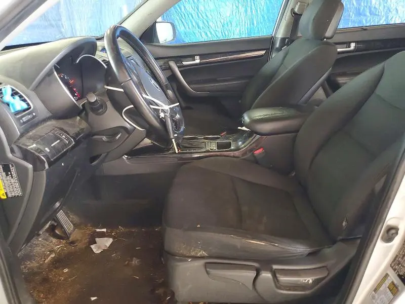 2014 KIA SORENTO LX  