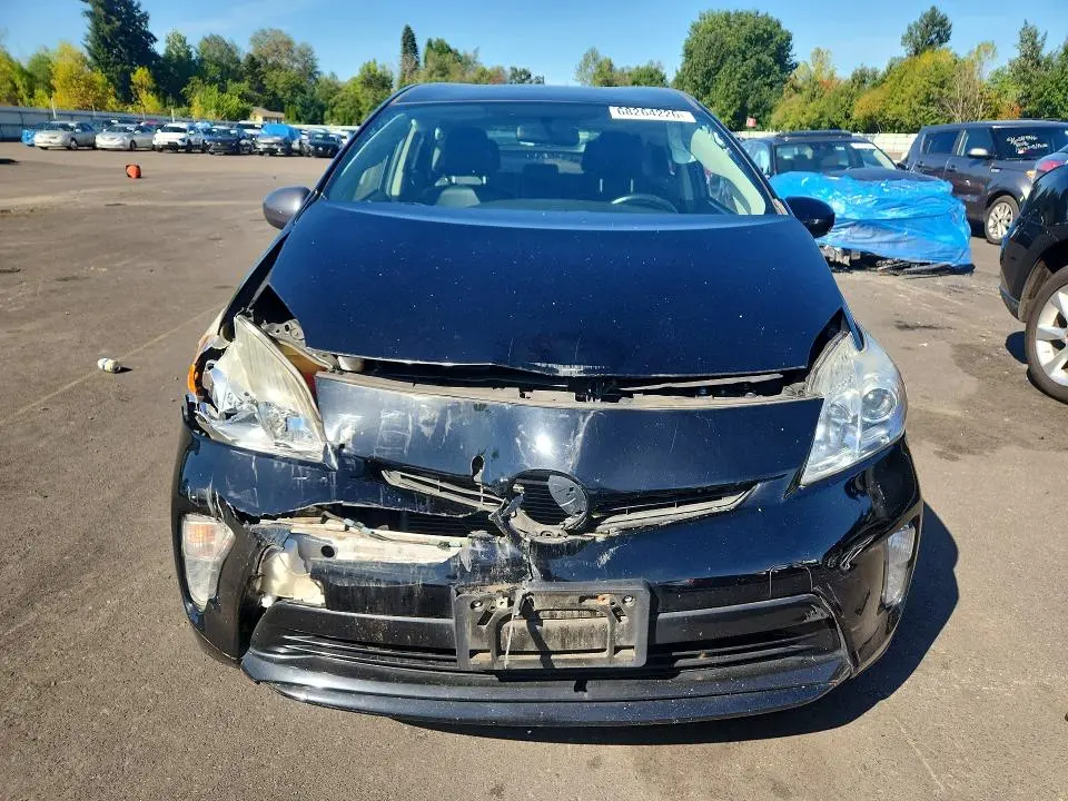 2013 TOYOTA PRIUS PERSONA SERIES SE  