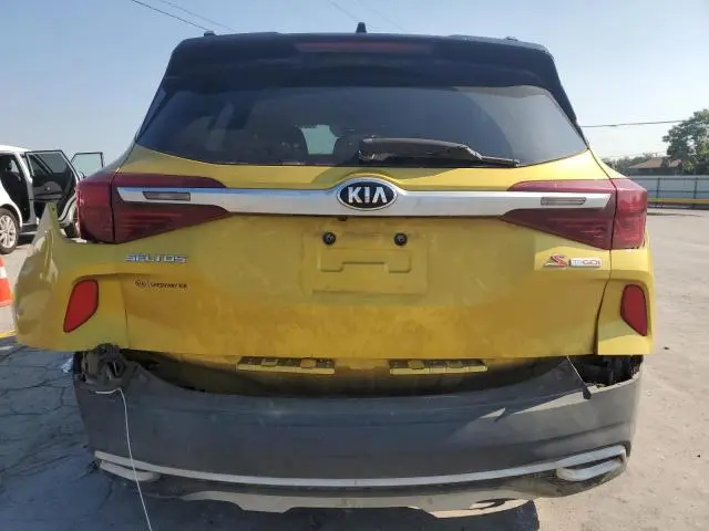 2021 KIA SELTOS S  