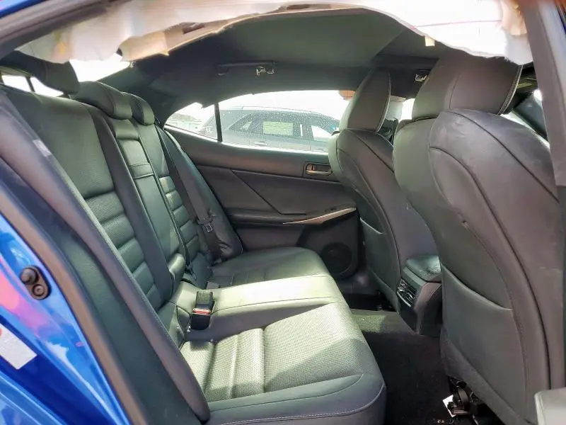2017 LEXUS IS 200T  