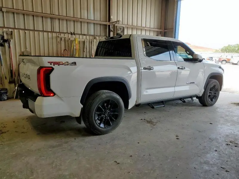 2022 TOYOTA TUNDRA CREWMAX LIMITED  