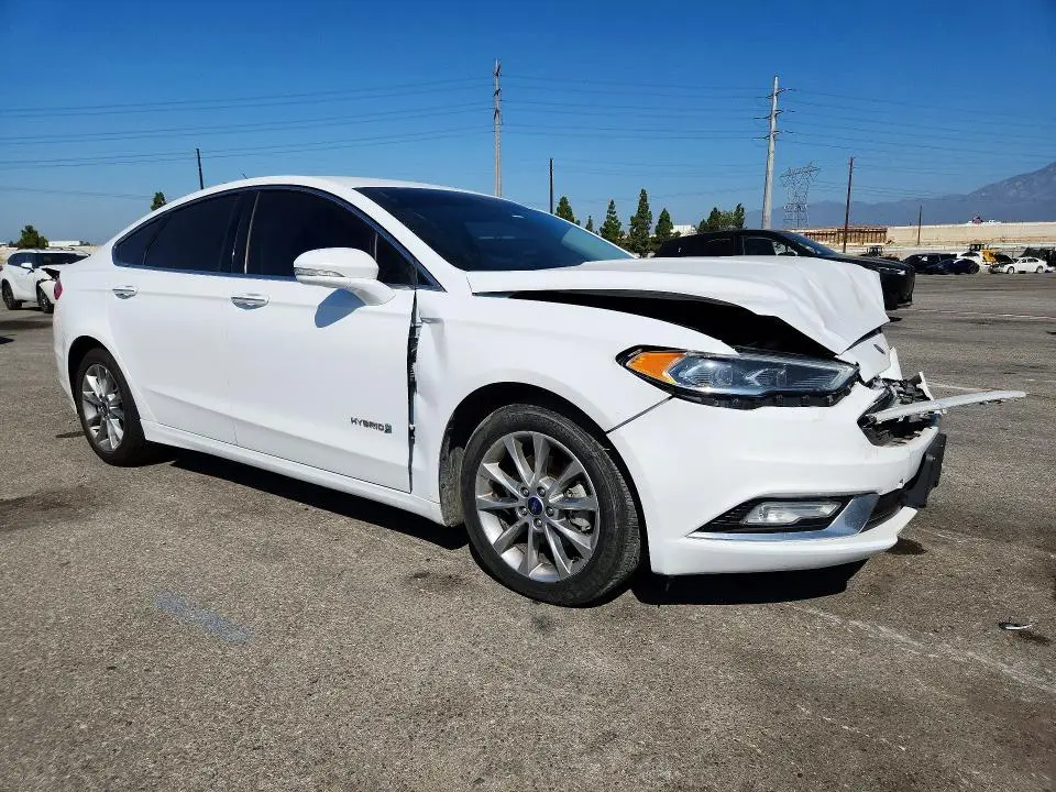 2017 FORD FUSION SE HYBRID  