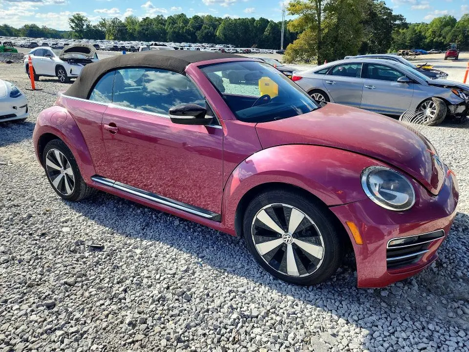 2017 VOLKSWAGEN BEETLE S/SE  