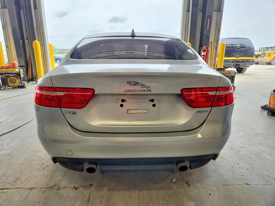 2017 JAGUAR XE   