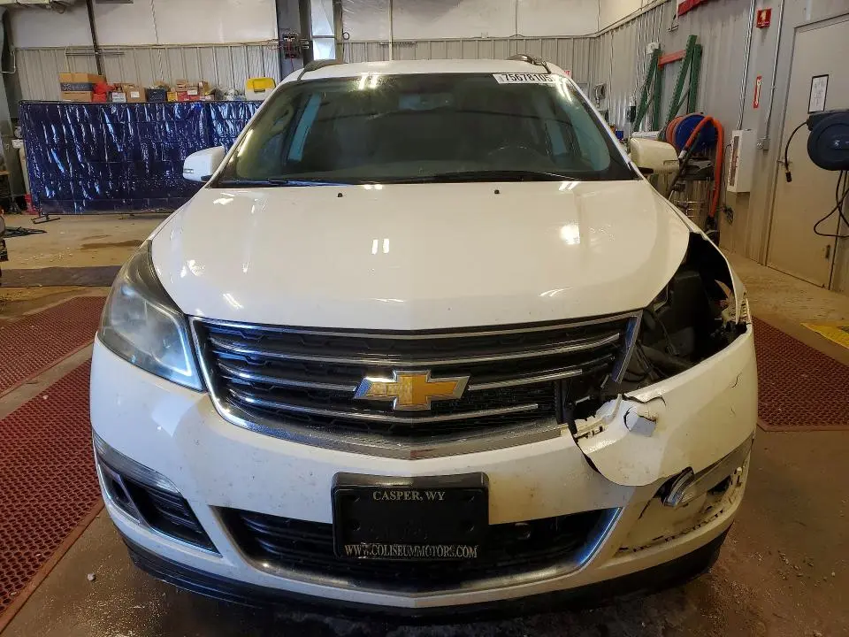2015 CHEVROLET TRAVERSE LT  