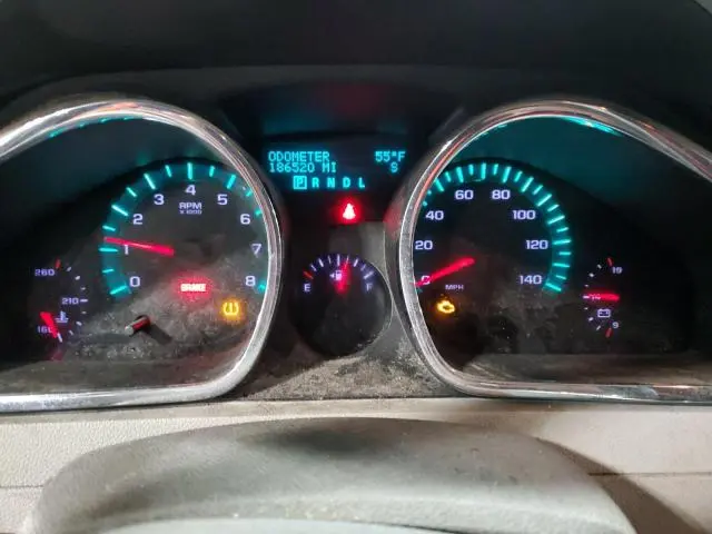 2011 CHEVROLET TRAVERSE LT  