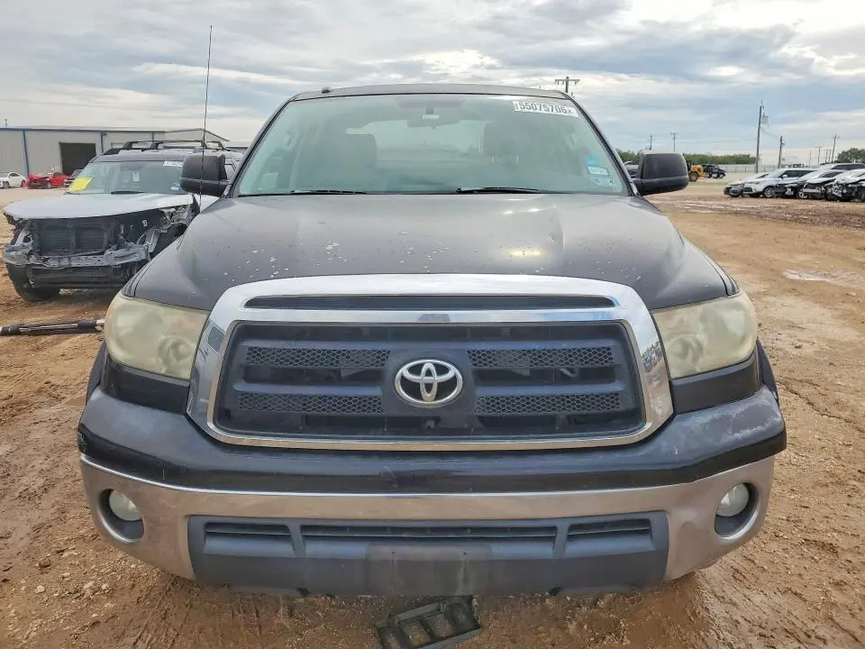 2010 TOYOTA TUNDRA CREWMAX SR5  