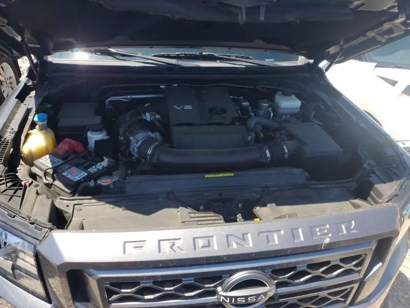2022 NISSAN FRONTIER SV  