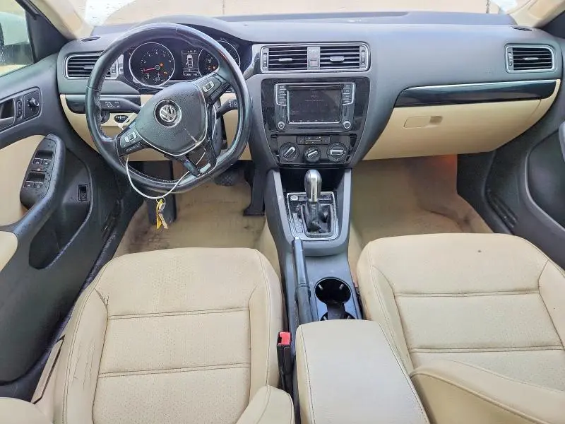 2016 VOLKSWAGEN JETTA SEL  