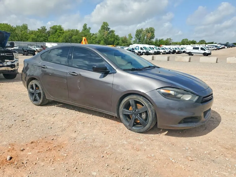 2015 DODGE DART SXT  