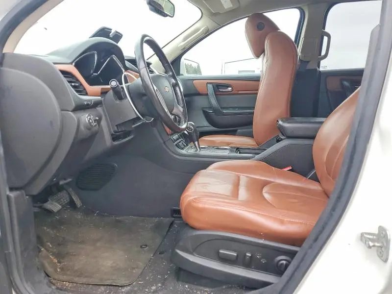 2015 CHEVROLET TRAVERSE LT  