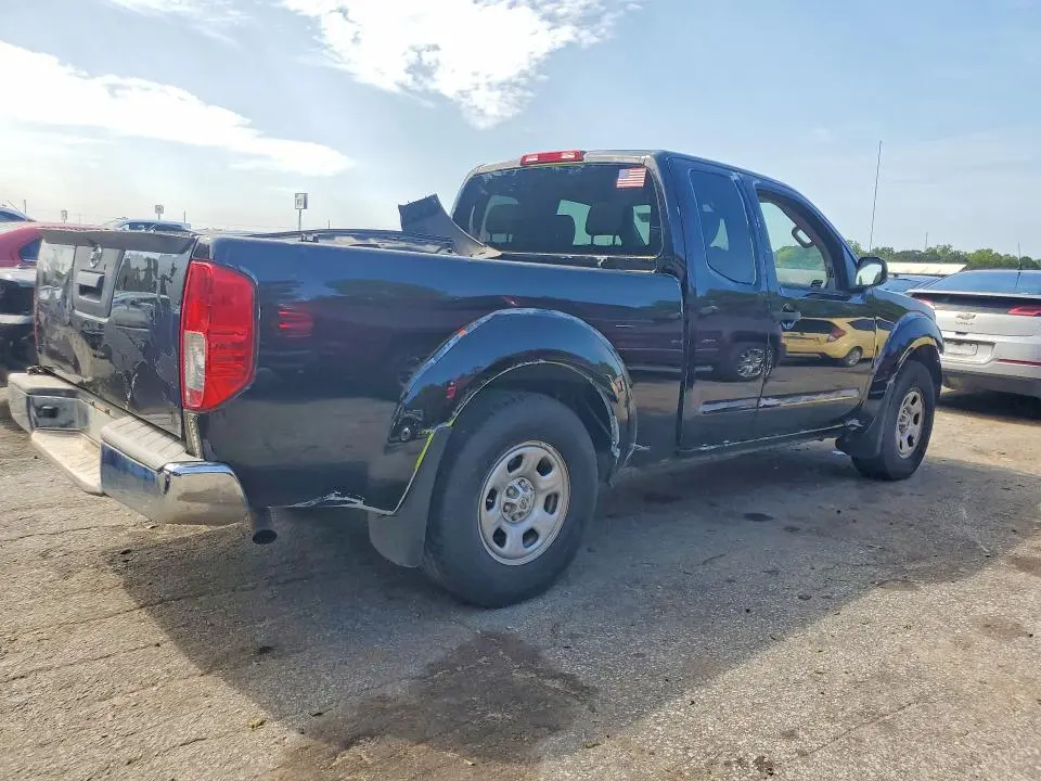 2021 NISSAN FRONTIER S  