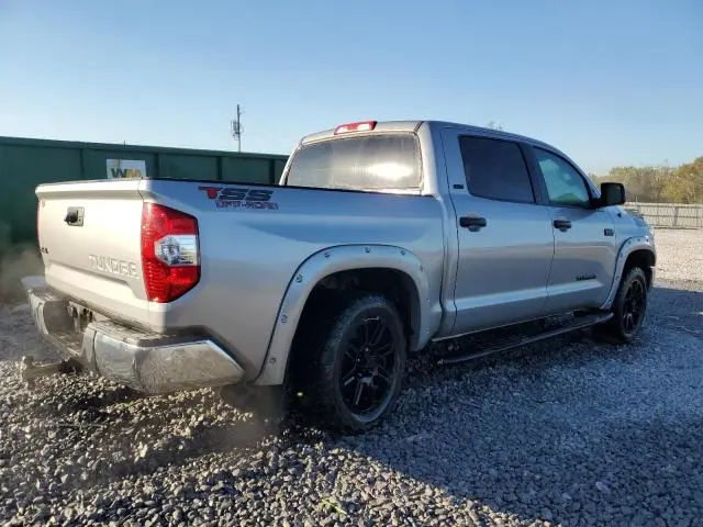 2018 TOYOTA TUNDRA CREWMAX SR5  