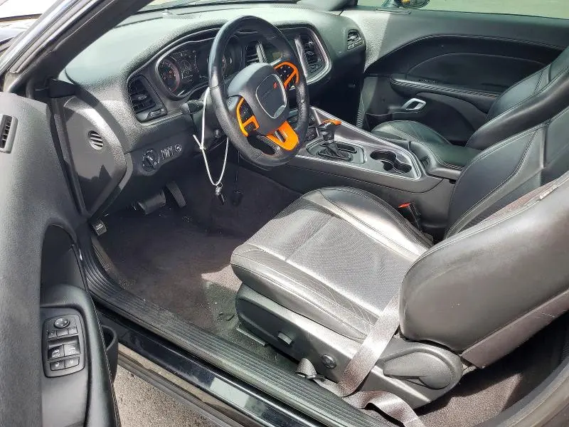 2017 DODGE CHALLENGER SXT  