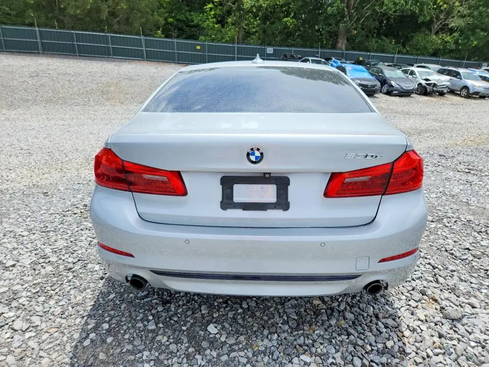 2019 BMW 530E   