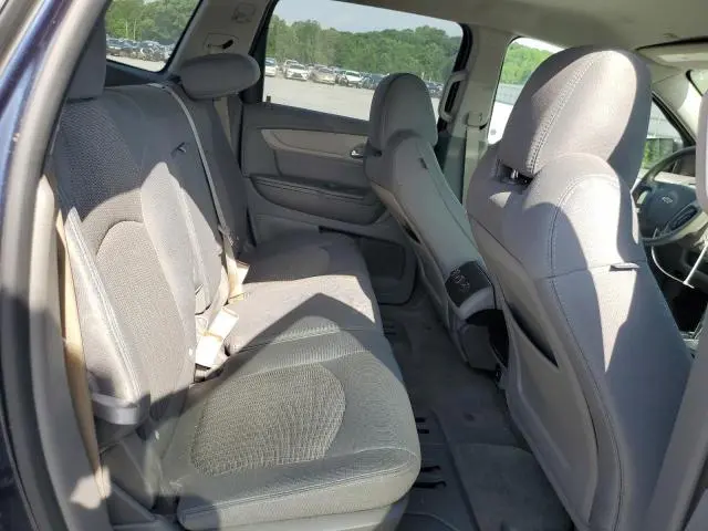 2017 CHEVROLET TRAVERSE LS  