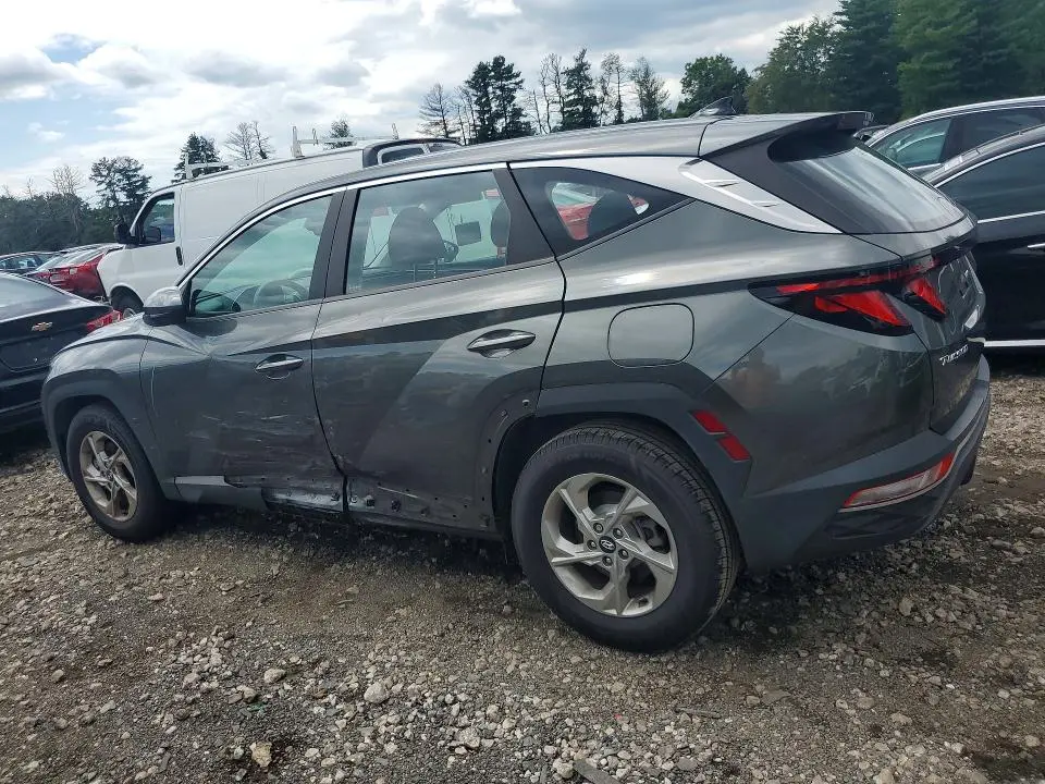2022 HYUNDAI TUCSON SE  