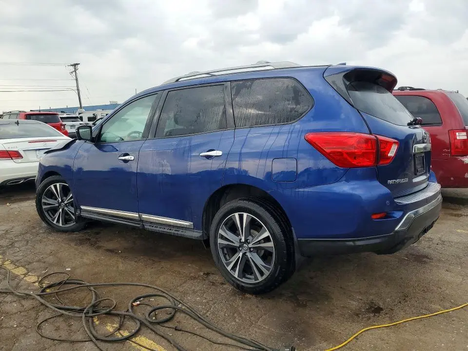2019 NISSAN PATHFINDER PLATINUM  