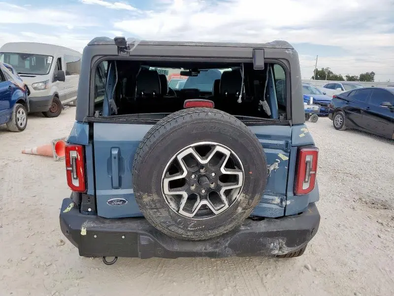 2025 FORD BRONCO OUTER BANKS  