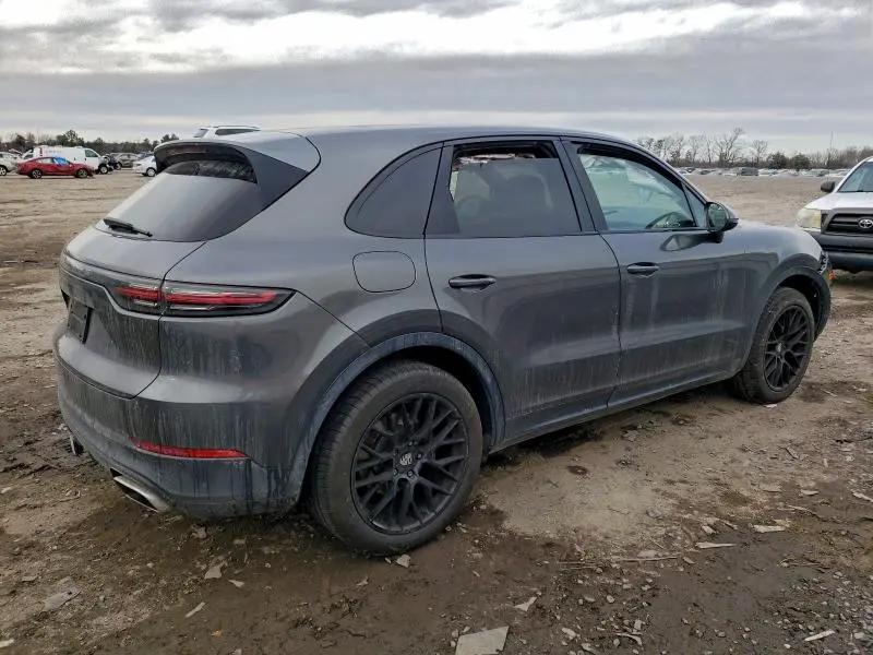2019 PORSCHE CAYENNE   