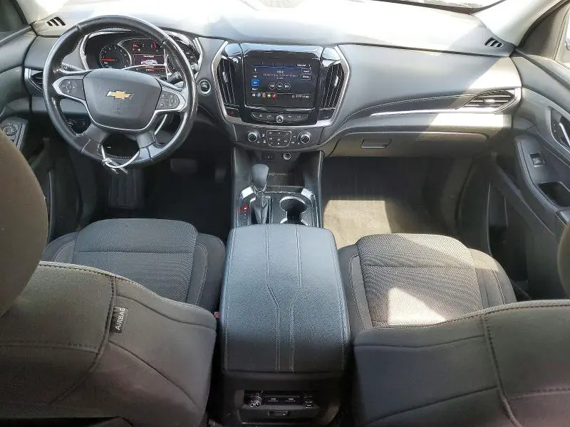 2021 CHEVROLET TRAVERSE LT  