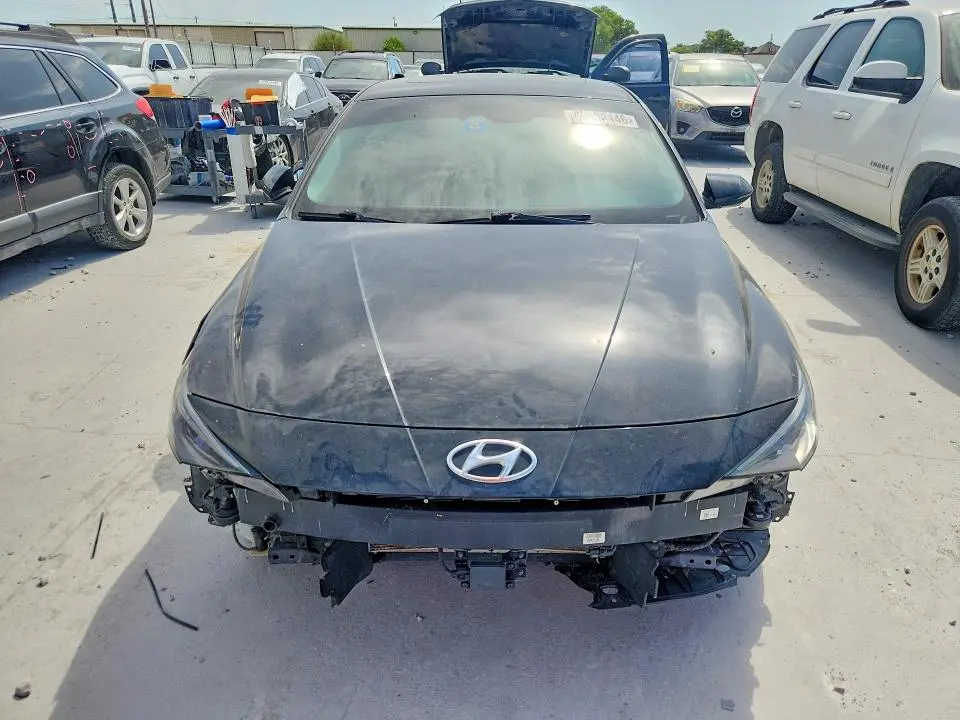 2022 HYUNDAI ELANTRA LIMITED  