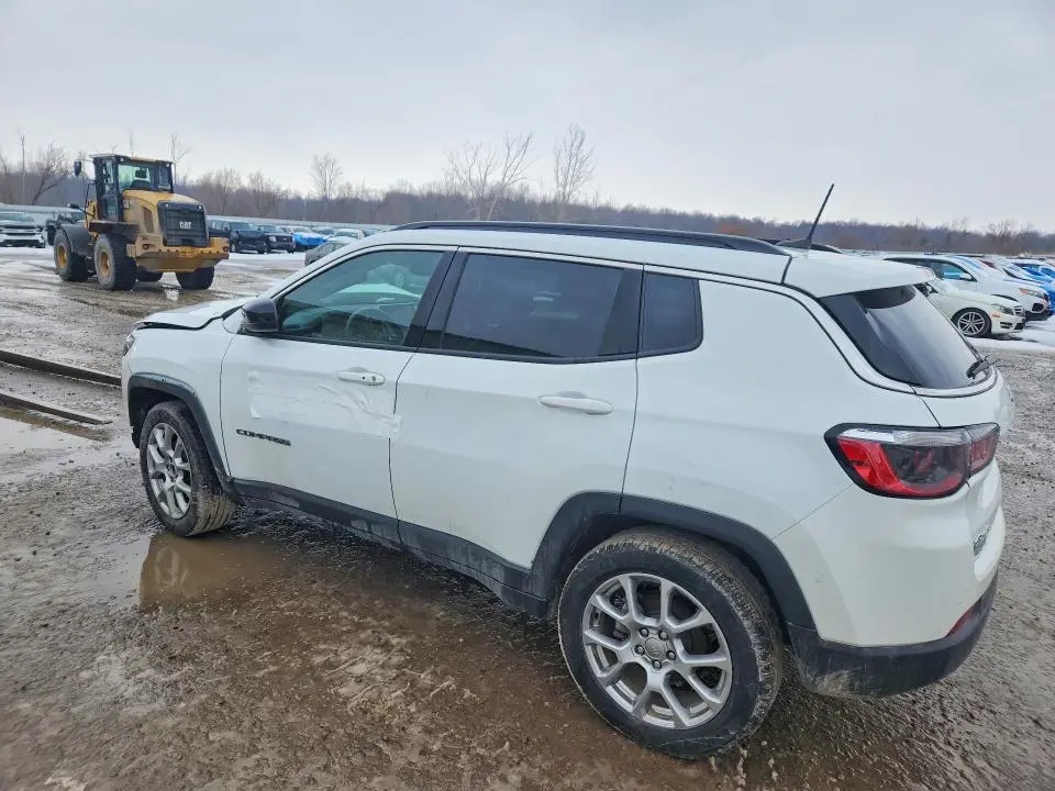 2022 JEEP COMPASS LATITUDE LUX  