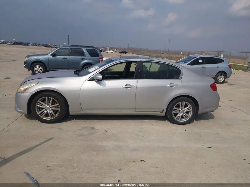 2012 INFINITI G37X  