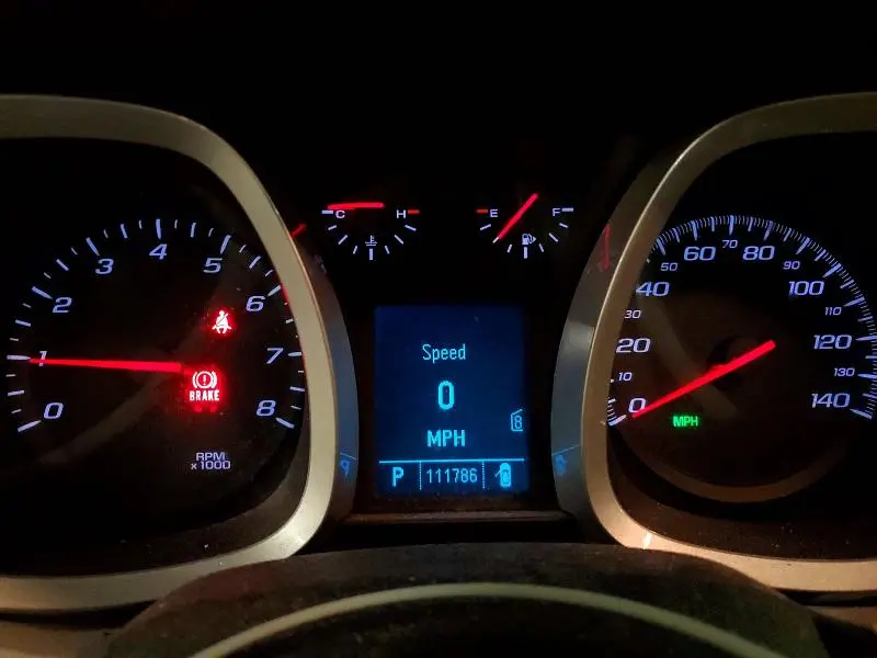 2011 CHEVROLET EQUINOX LT  