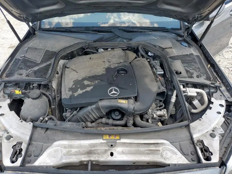 2019 MERCEDES-BENZ C 300  