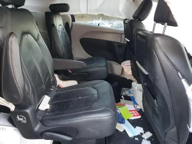 2017 CHRYSLER PACIFICA TOURING L PLUS  