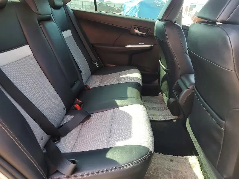 2012 TOYOTA CAMRY SE  