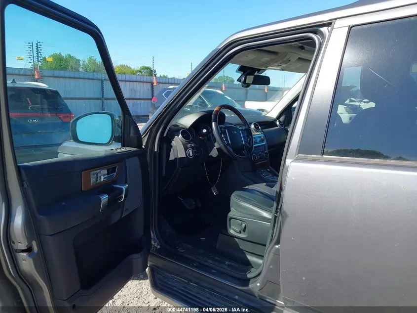 2016 LAND ROVER LR4  