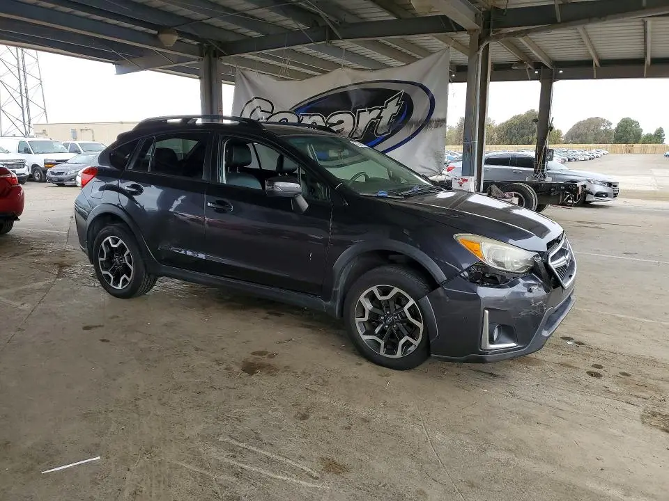 2017 SUBARU CROSSTREK LIMITED  