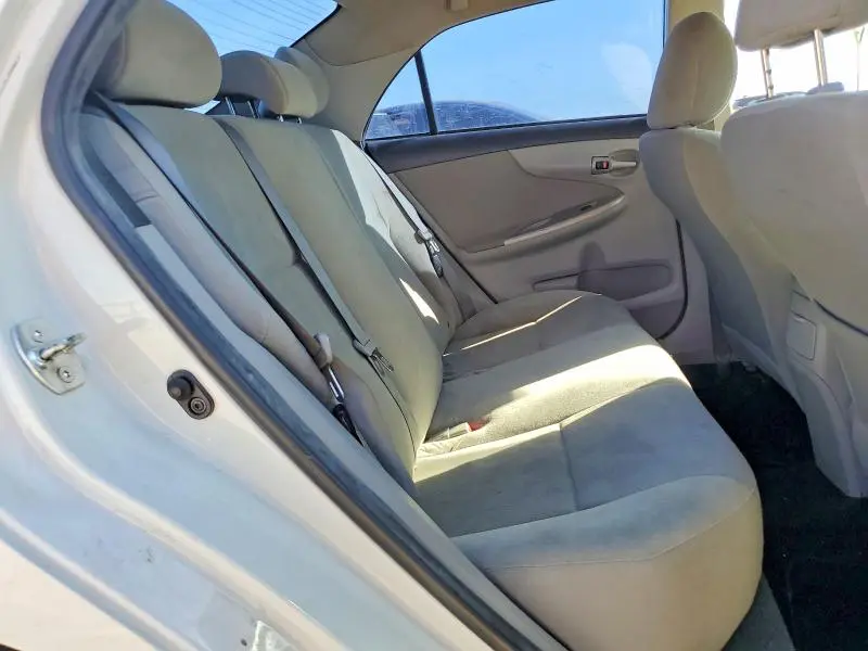 2012 TOYOTA COROLLA LE  