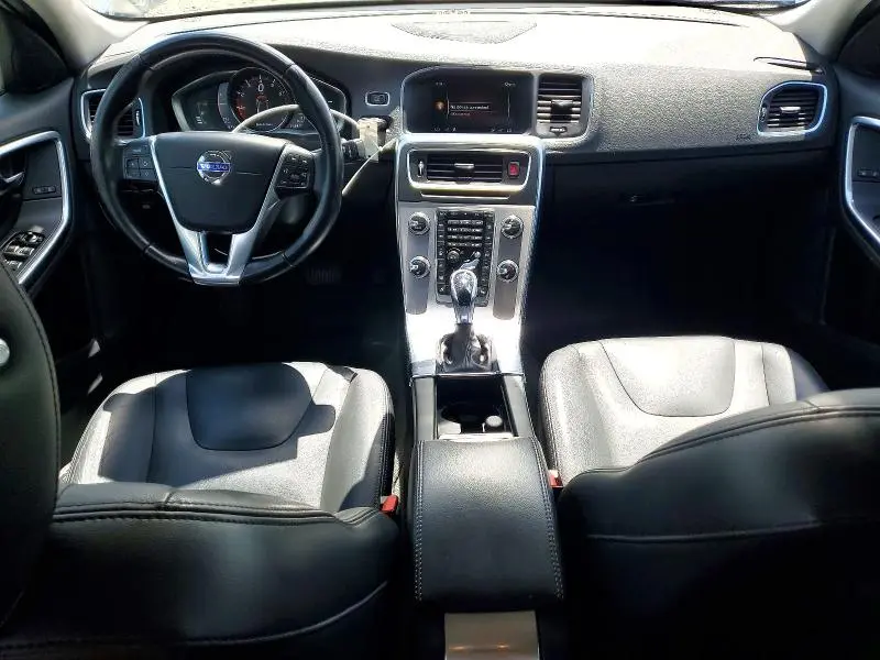2017 VOLVO S60 PREMIER  