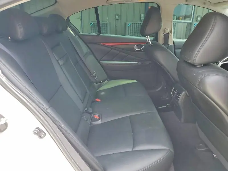 2016 INFINITI Q50   