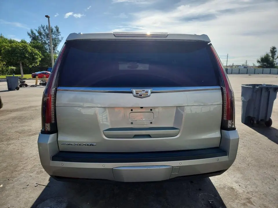 2016 CADILLAC ESCALADE PLATINUM  