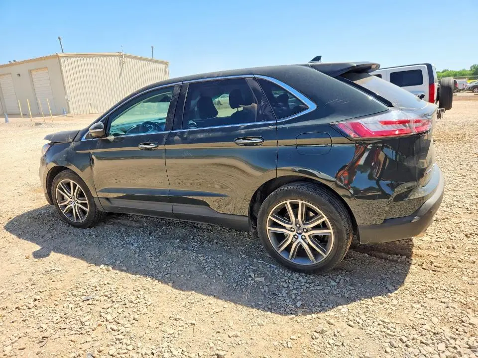 2022 FORD EDGE TITANIUM  
