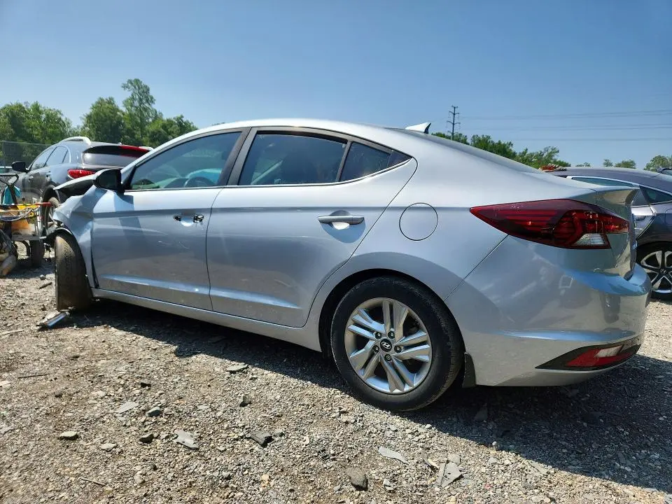 2020 HYUNDAI ELANTRA SEL  