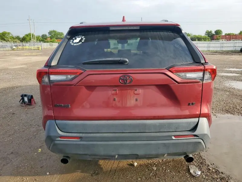 2021 TOYOTA RAV4 LE  
