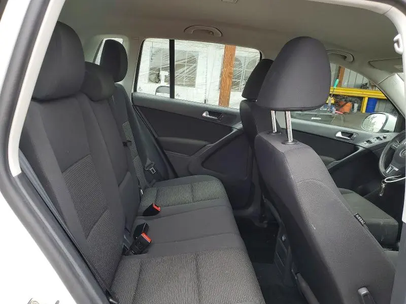 2017 VOLKSWAGEN TIGUAN S  