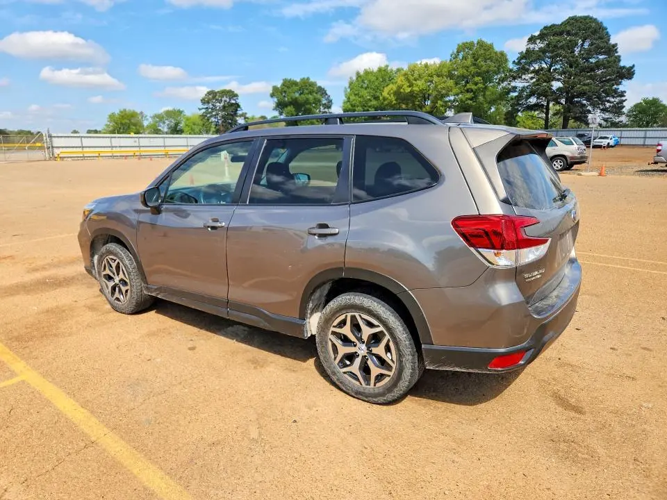 2020 SUBARU FORESTER PREMIUM  