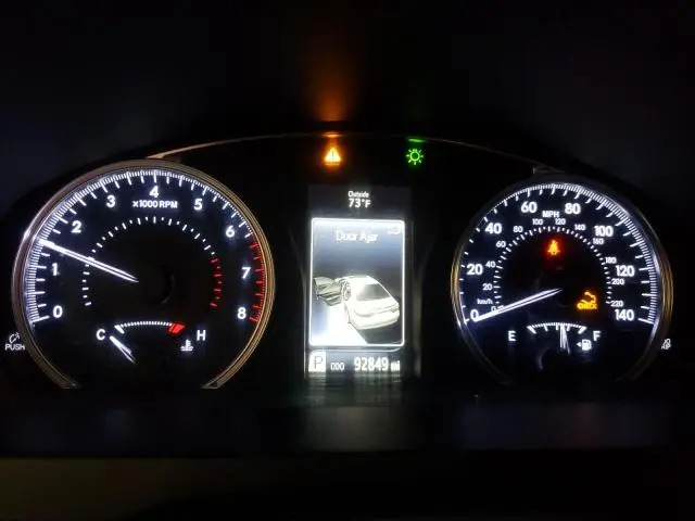 2016 TOYOTA CAMRY LE  