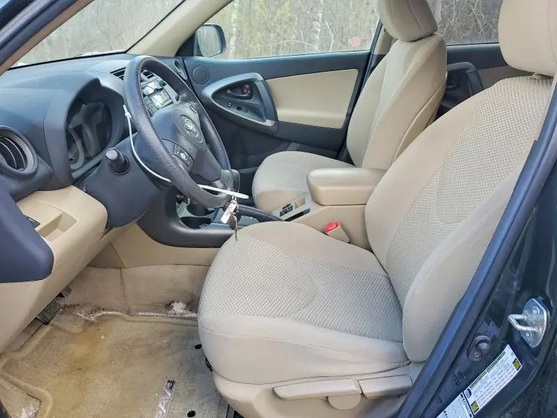 2011 TOYOTA RAV4 BASE  