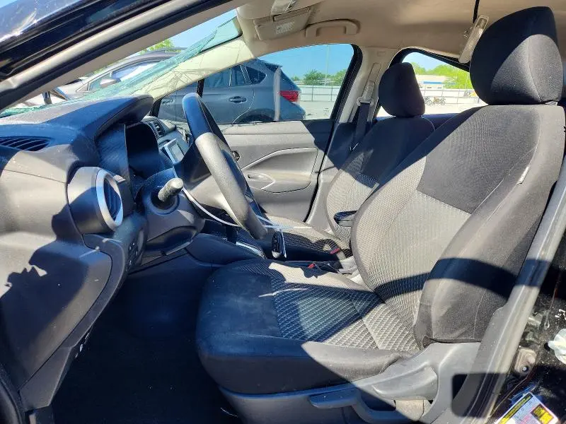 2020 NISSAN VERSA S  
