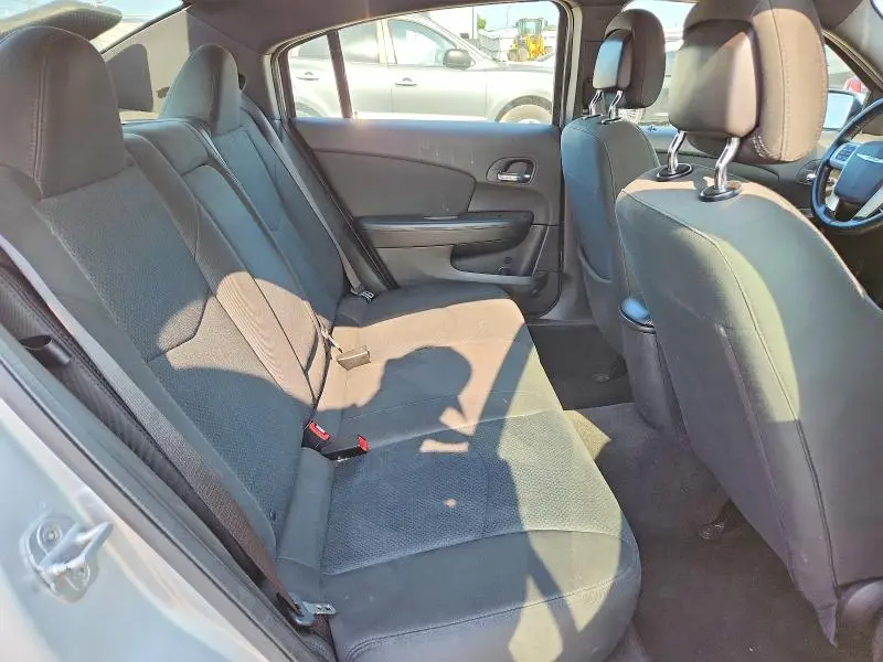2012 CHRYSLER 200   
