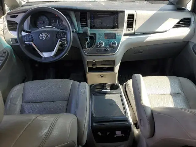 2015 TOYOTA SIENNA LE  